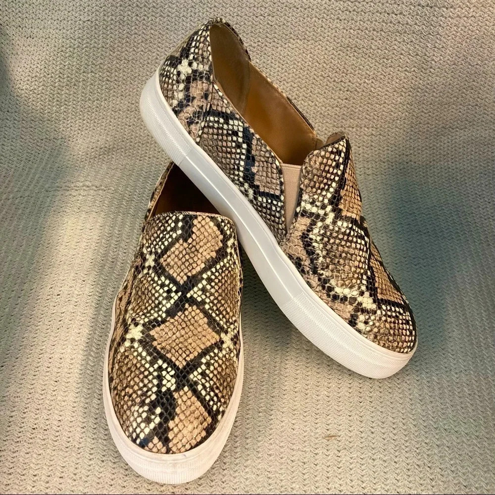 KATE SPADE Sz 10 Ginger Snake Skin Pattern Skater-style Slip-on Sneakers
